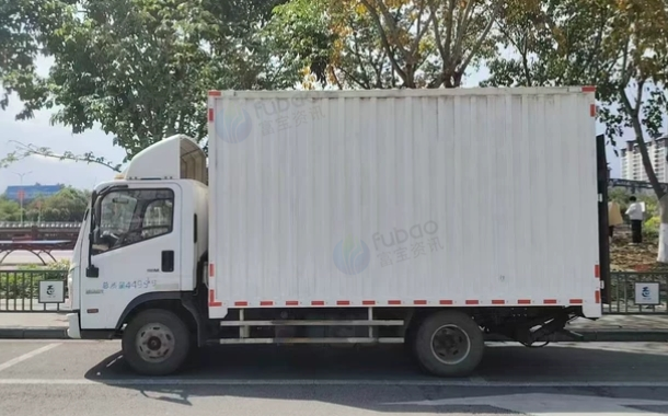 成都市地区处理4.2米厢货带尾板