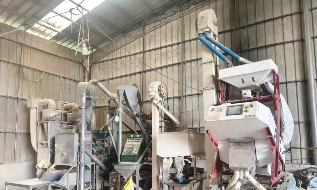 郴州市地区工厂处理碾米机、色选机整套