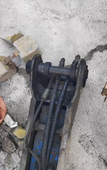 佛山市地区处理闲置液压破碎锤68型