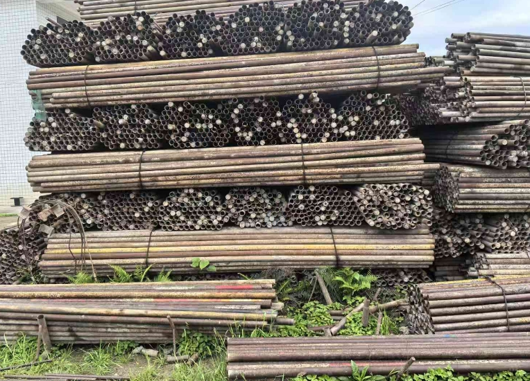 供应：300吨架管