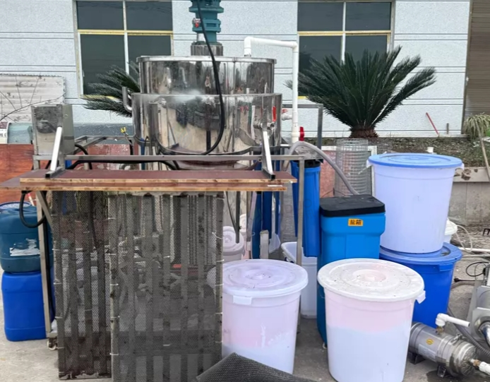 六盘水市地区处理生产洗衣液设备一套