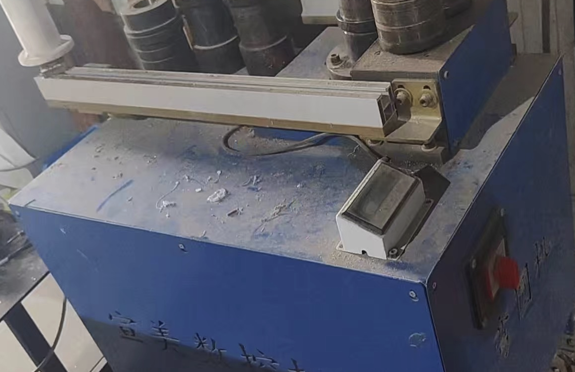 深圳市地区处理断料锯、软膜灯箱弯圆机