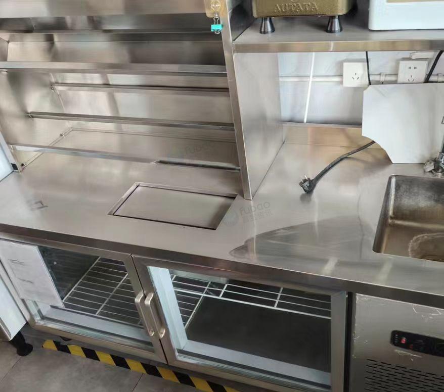 乌兰察布市地区处理水吧台、冷藏柜、水槽、净水器等全套奶茶设备