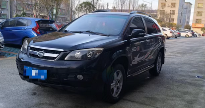 吉安市地区处理比亚迪S6黑色SUV