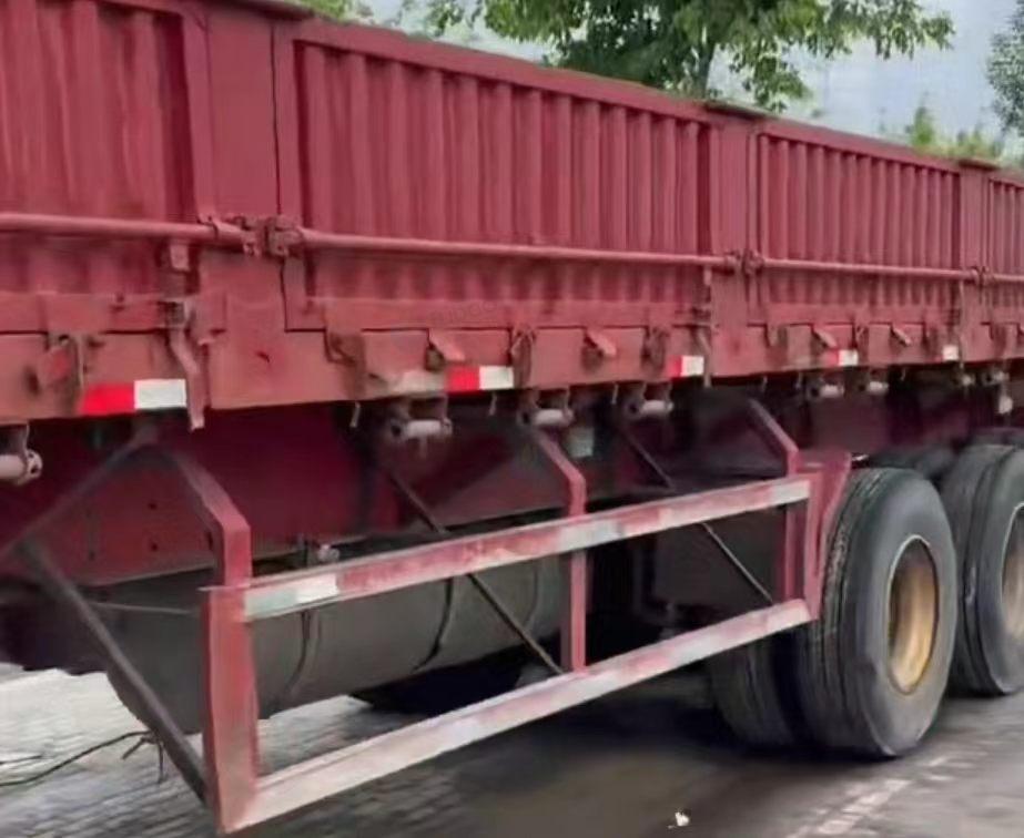 通辽市地区处理13米翻斗货车