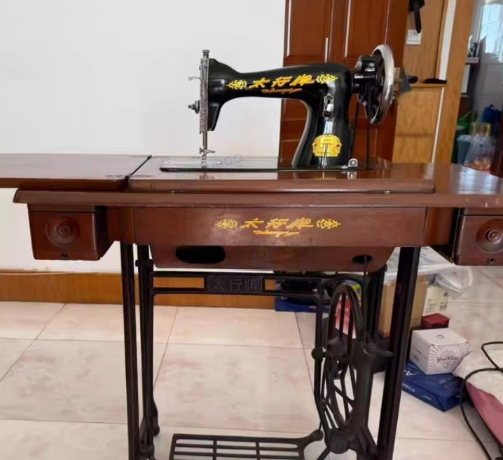 太原市地区个人闲置处理太行缝纫机、飞人锁边机