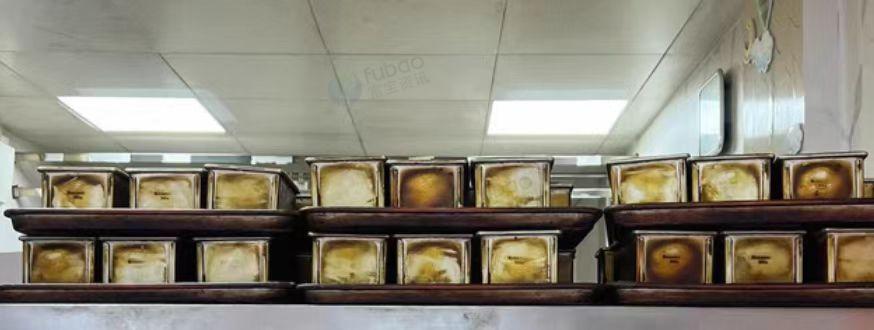 佛山市地区处理吐司盒、三层六盘烤箱、蒸箱、冷藏柜、和面机等