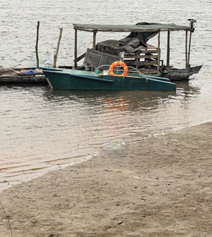 钦州市地区个人处理玻璃纤维双体船