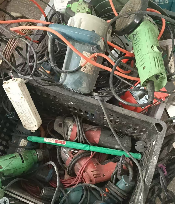 邵阳市地区个人闲置处理切割机，电焊机，电锤，手电钻，角磨机，水平仪，云石机等工具