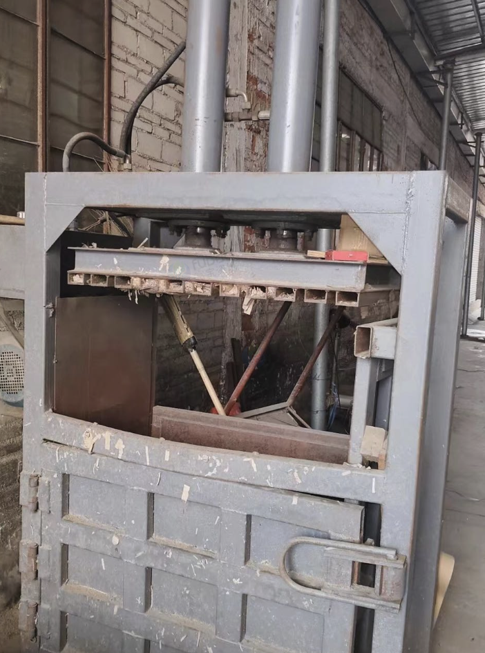 佛山市地区处理40吨立式液压打包机