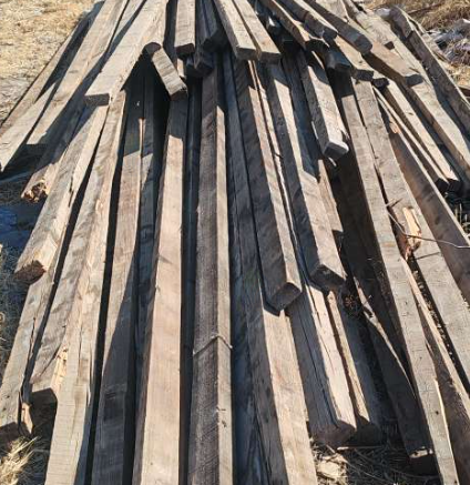 通辽市地区处理松木方子、配电箱、断路器