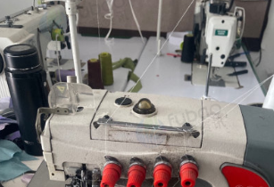 郑州市地区处理三台平车、一台锁边、三张裁剪台