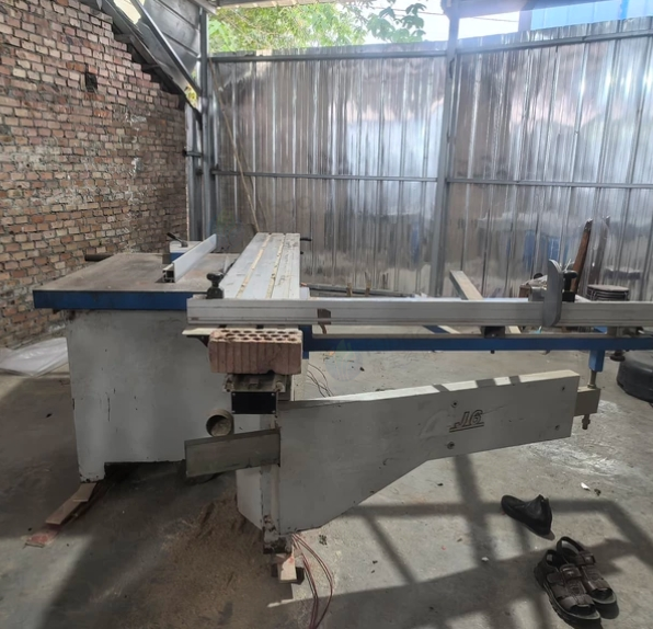 成都市地区处理精密推台锯