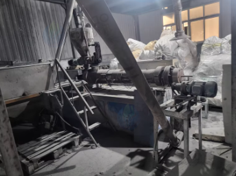 青岛市地区公司处理80锥双PVC造粒生产线