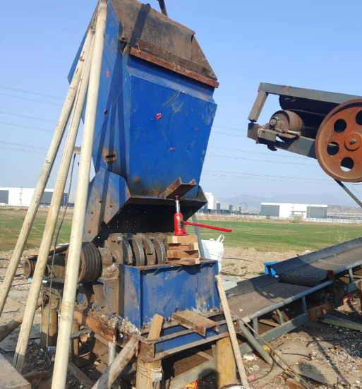 连云港市地区工厂处理800型破碎机