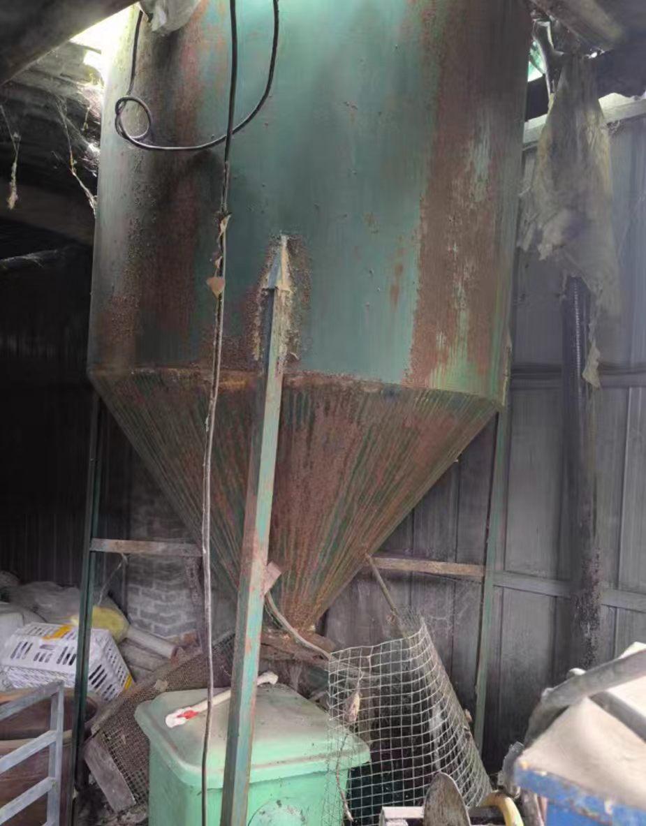 焦作市地区处理218型饲料颗粒机、合料机、提升机，风干机等