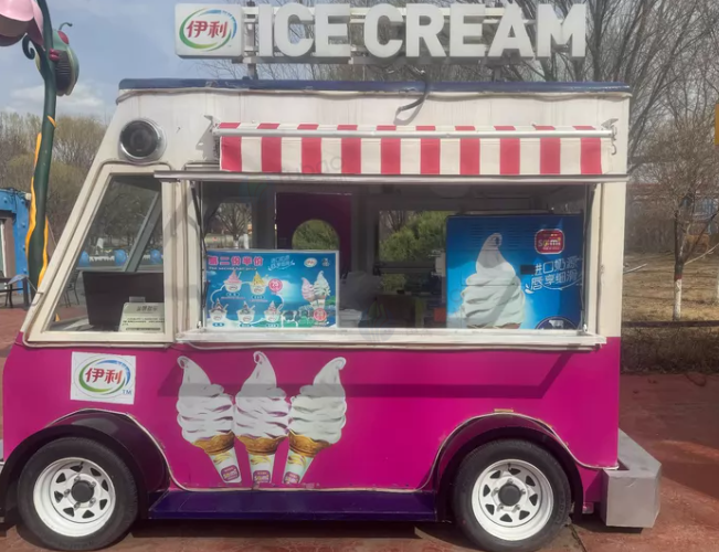 大同市地区处理泰勒商用冰淇淋机4台、冰淇淋车3辆