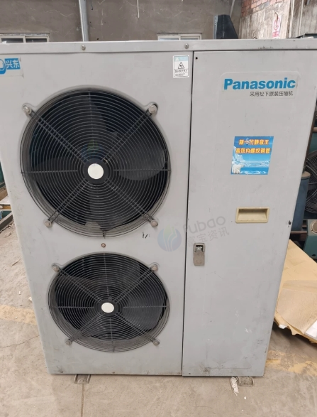 成都市地区处理5个冷库制冷机组 