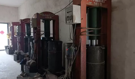 宿州市地区处理液压榨油机、蒸饼机、花生剥壳机、饲料粉碎机