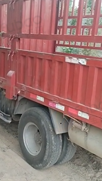 南阳市地区处理重汽豪沃高栏自卸车