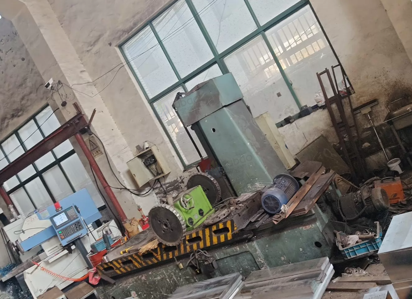 常州市地区工厂处理机床设备一批