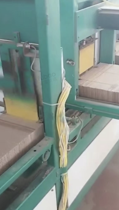 石家庄市地区处理自动插格机