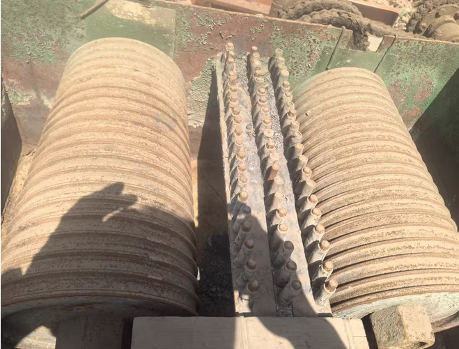 新乡市地区处理拉丝机2台