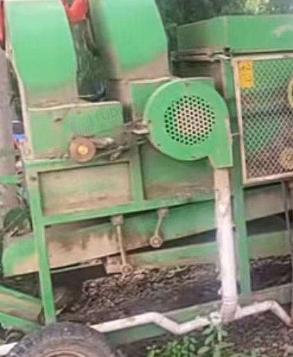 平顶山市地区转行处理摘果机、上料机、揉丝机、传送带等草厂设备