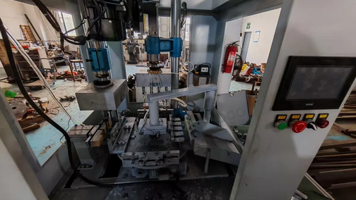 温州市地区处理四工位转盘钻孔攻丝机