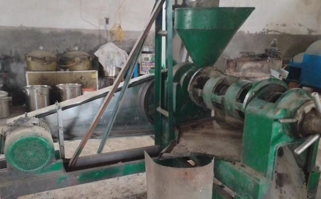 黄冈市地区处理广鑫120-8螺旋榨油机