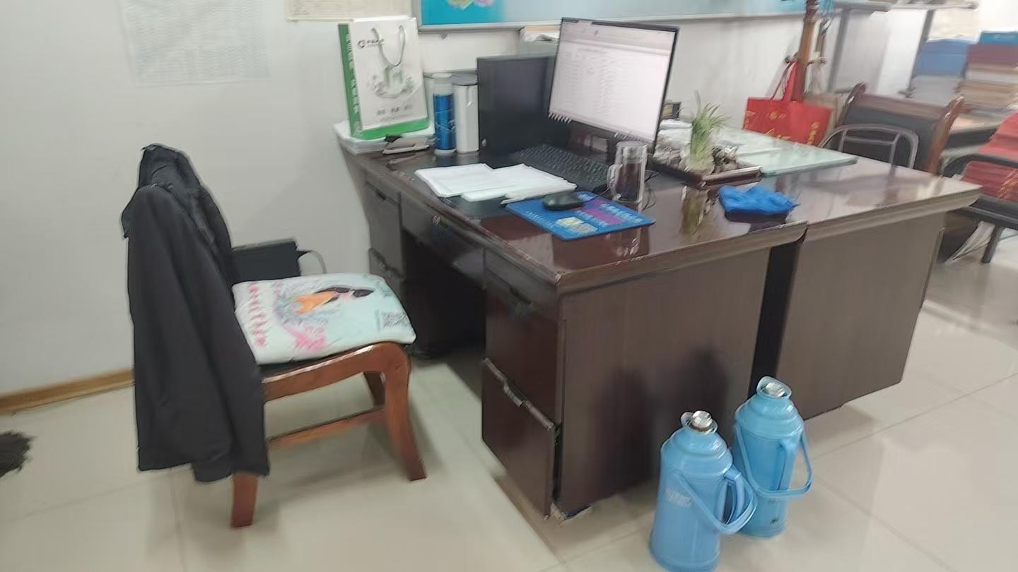 4月15日银川市办公桌56张、办公椅18把等报废资产处置项目转让公告