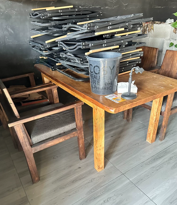 临沂市地区处理煮货电磁炉、酒水冰箱、多功能展示柜、冰台展示柜、桌椅