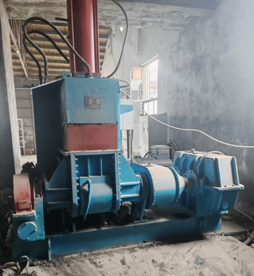 潍坊市地区工厂处理75L密炼机