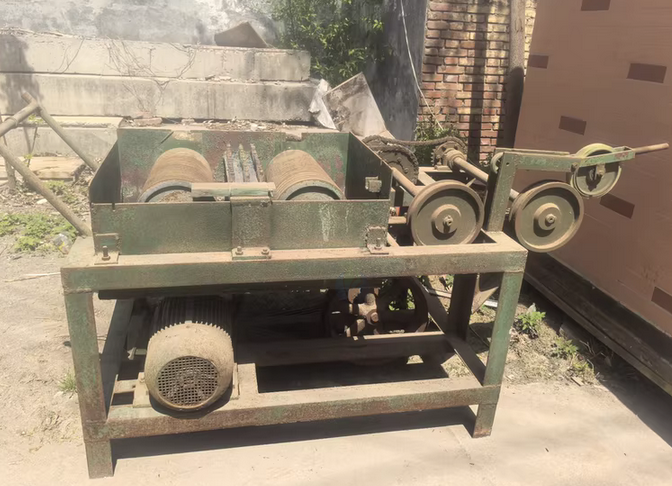 新乡市地区处理拉丝机2台