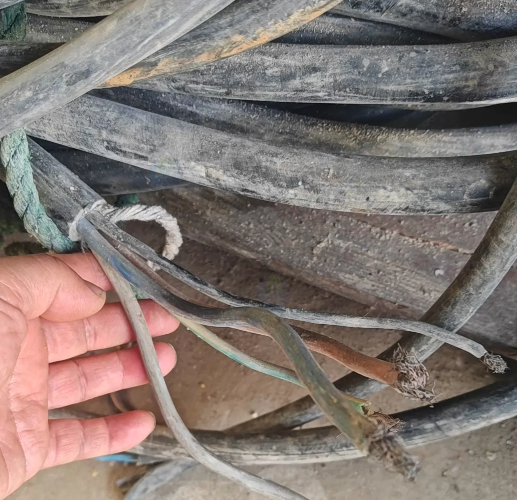 盐城市地区处理无锡江南纯铜国标10平方五芯电缆线一卷