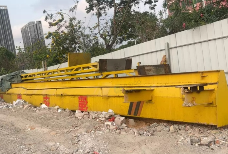 东莞市地区处理13米宽50米长10吨龙门吊