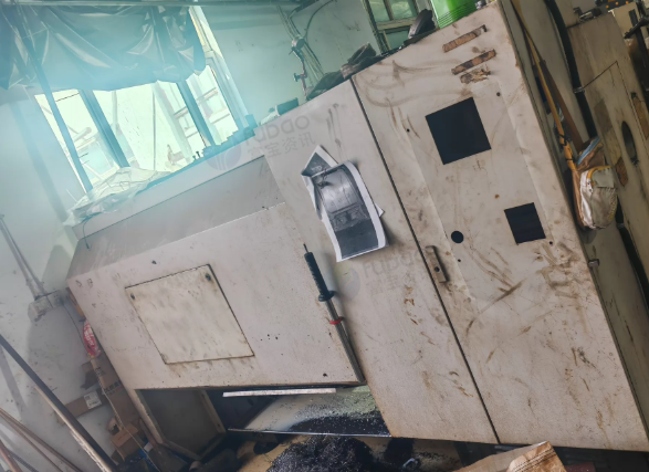 苏州市地区工厂处理沈阳5085数控车床1台、沈工40液压卡盘车床1台