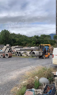 贺州市地区处理1批水泥管模具、航吊、制管机等