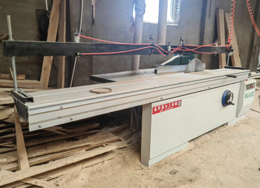 张家口市地区工厂处理合缝锯（精密锯）、松木柏木一批