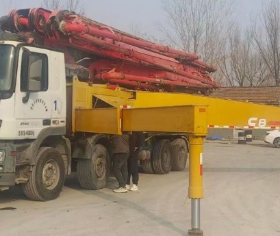 沧州市地区处理三一奔驰56米泵车