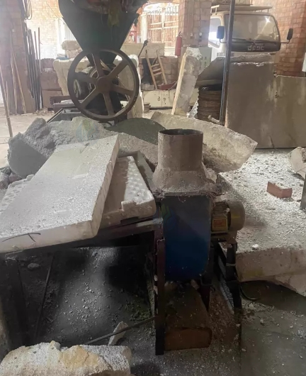 乐山市地区处理塑料颗粒机一套带电机