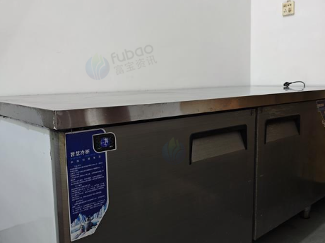 赣州市地区处理冷冻双温厨房工作台冰柜 