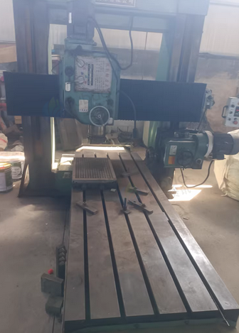 淄博市地区处理2000*1400带侧铣头龙门铣床