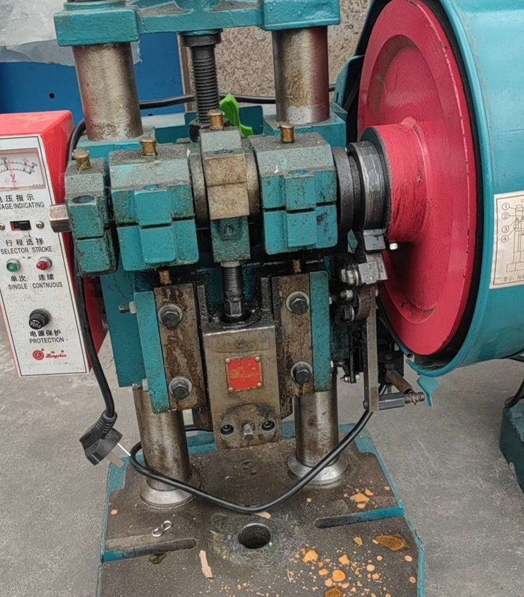 宁波地区处理1吨小冲床多台