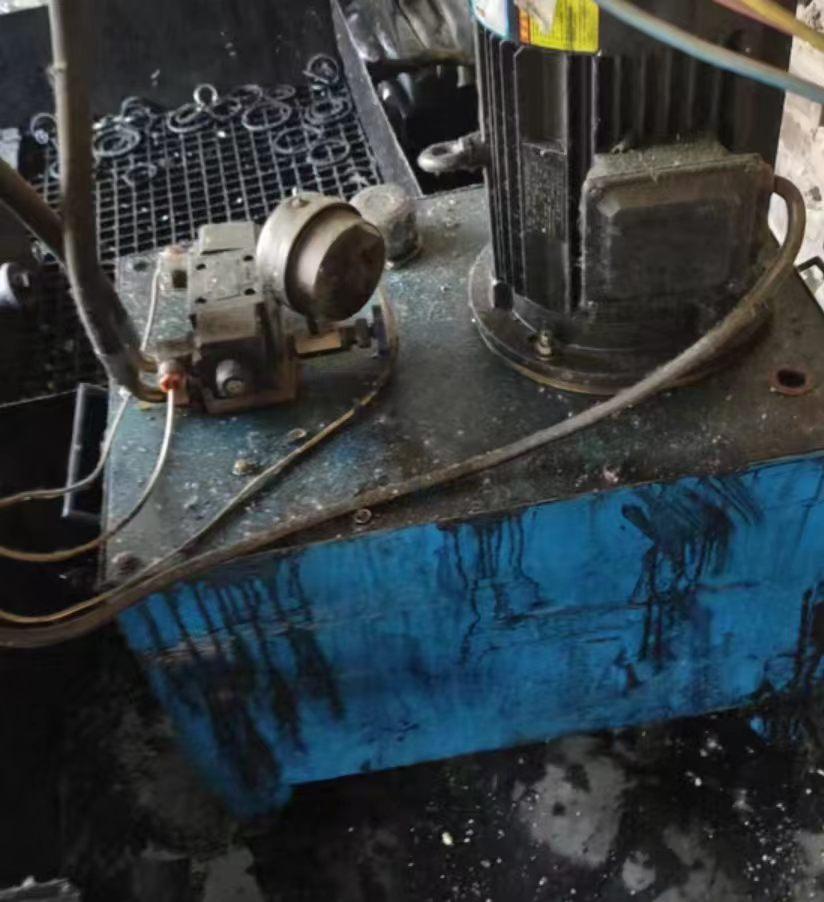 新乡市地区闲置处理200吨压力机