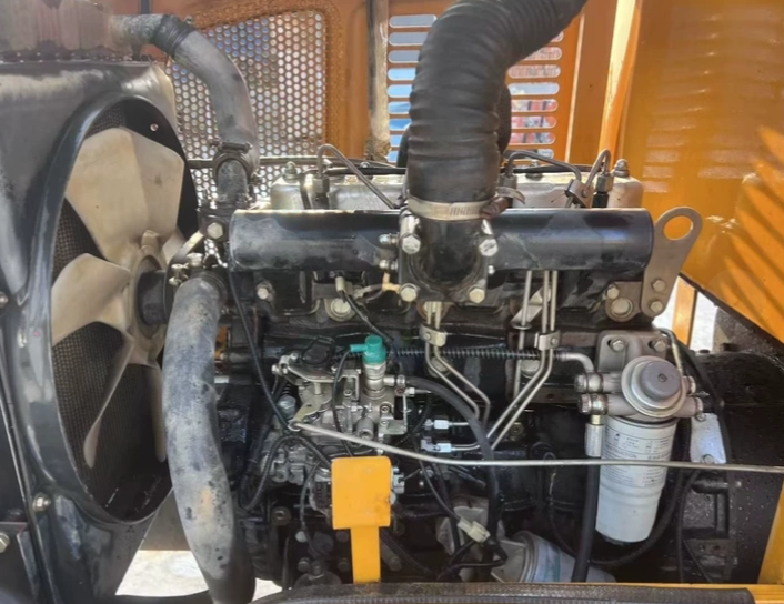 青岛市地区处理22年莱工932铲车