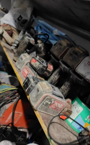 宁波市地区处理充电电锤（宇牌）充电电板手（宇牌）配电箱、液压打孔机、脚手架等