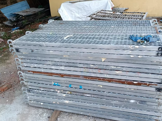 莆田市地区处理镀锌钢踏板60片