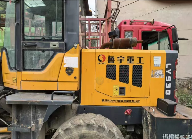 安顺市地区处理绿化喷草设备一套带斗子