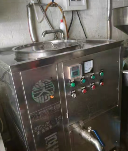 咸阳市地区处理豆腐机、磨浆机、煮浆机、压制机、蒸汽机、气压机、豆腐框